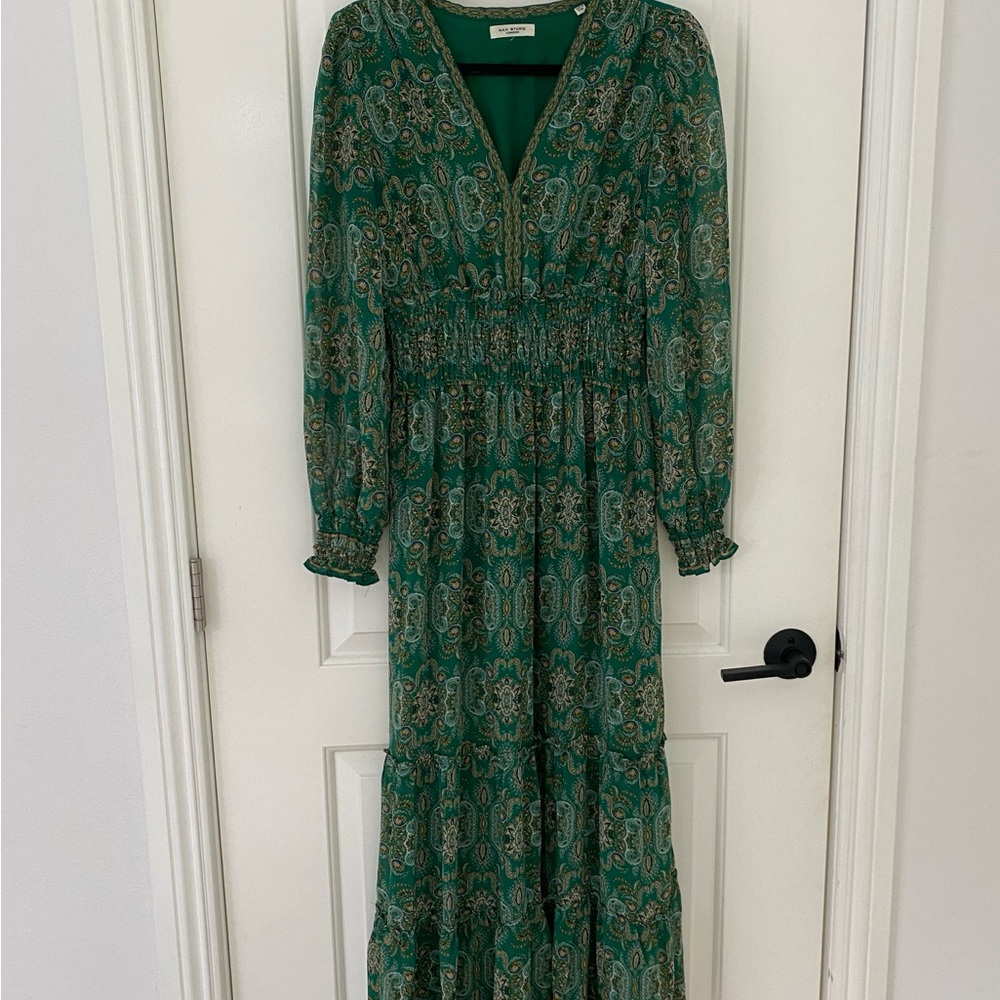 Max Studio Green and Black V-Neck Long Sleeve Sundress